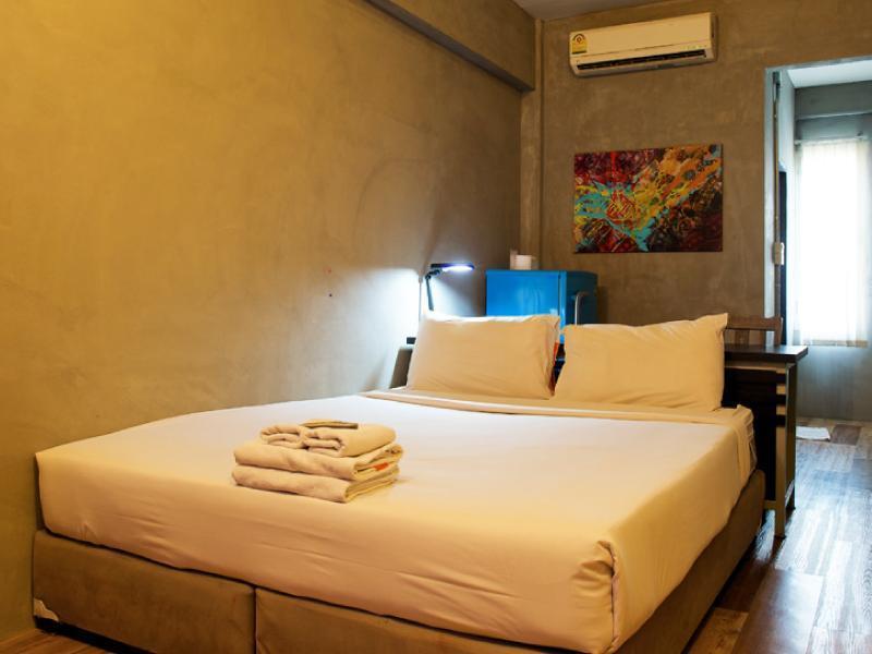 B2 Santitham Hotel เชียงใหม่ ภายนอก รูปภาพ