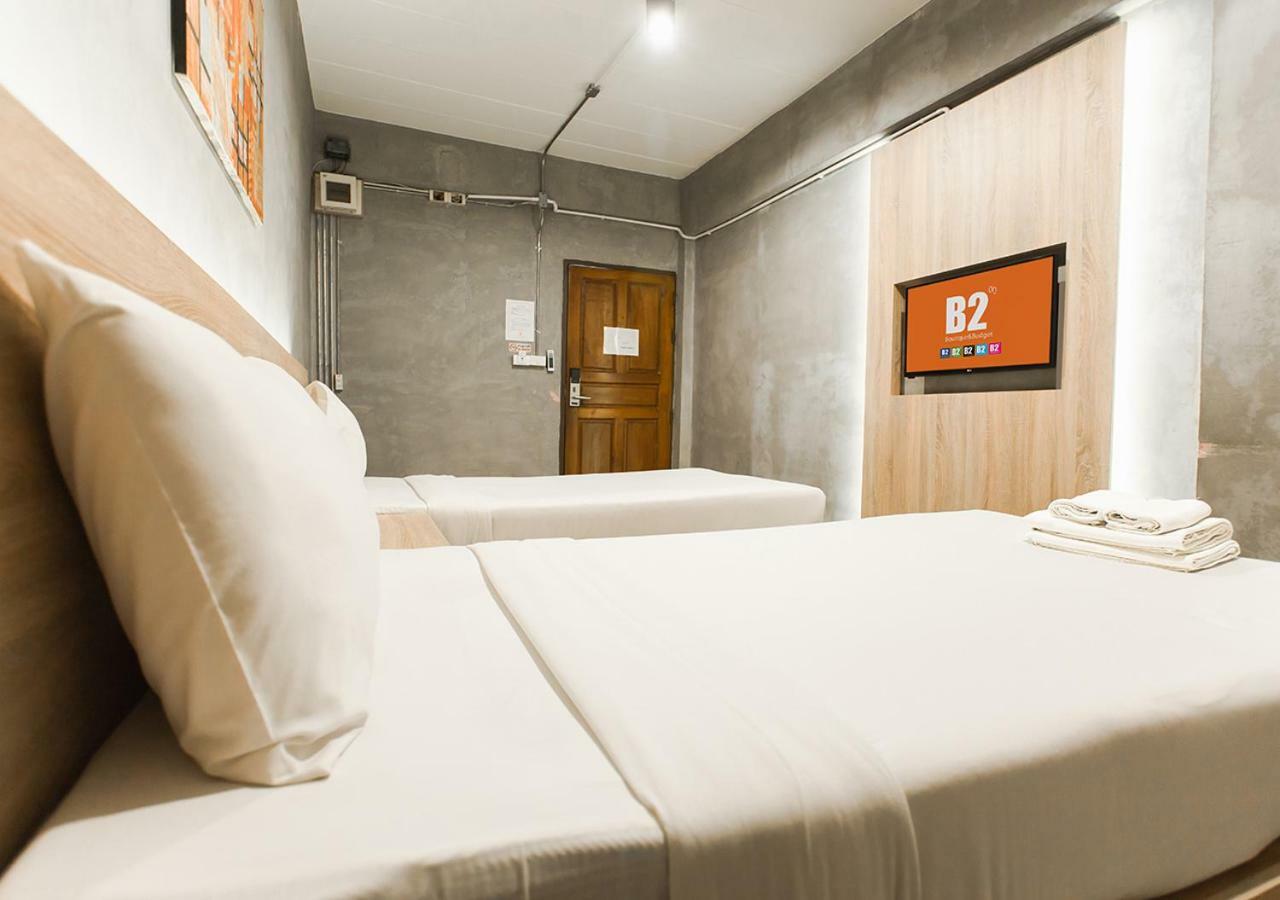 B2 Santitham Hotel เชียงใหม่ ภายนอก รูปภาพ